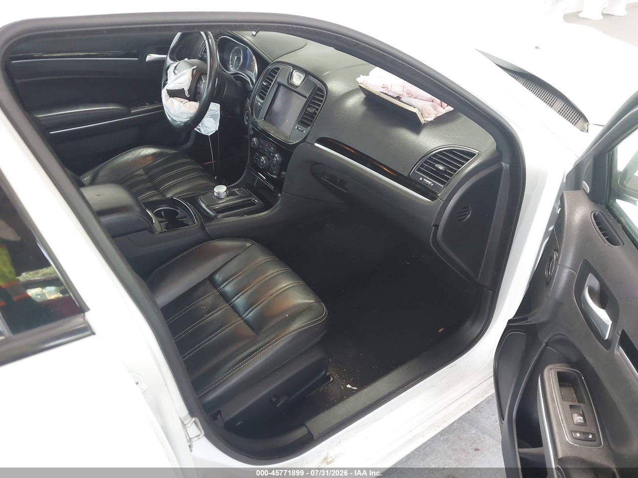 2021 CHRYSLER 300 300S · 5/11