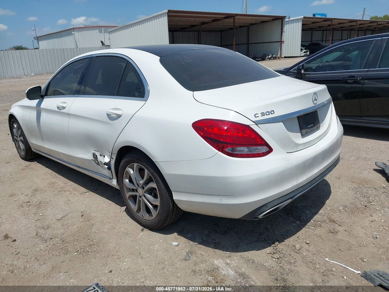 2016 MERCEDES-BENZ C 300   · 3/11