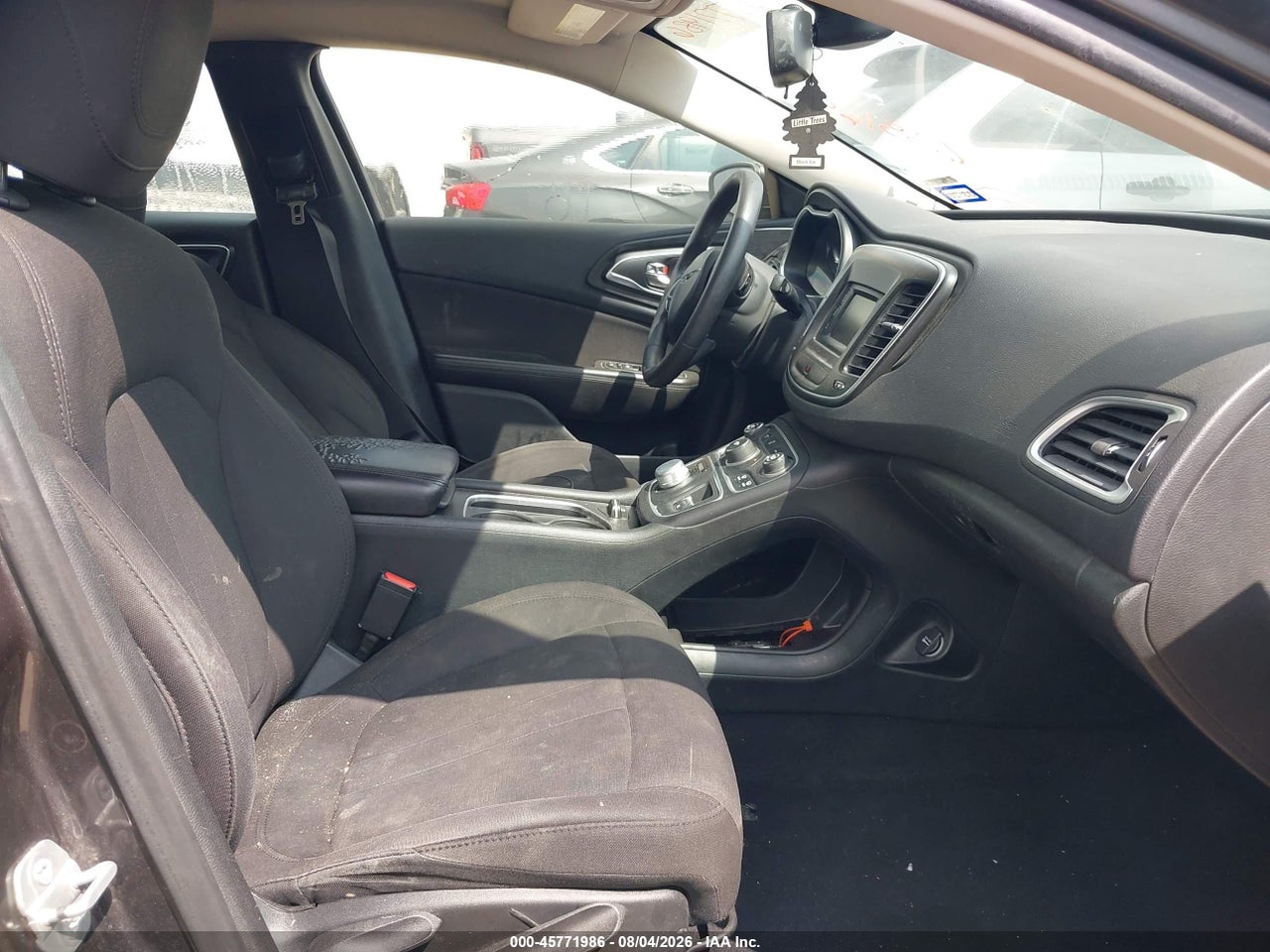 2015 CHRYSLER 200 LIMITED · 5/11