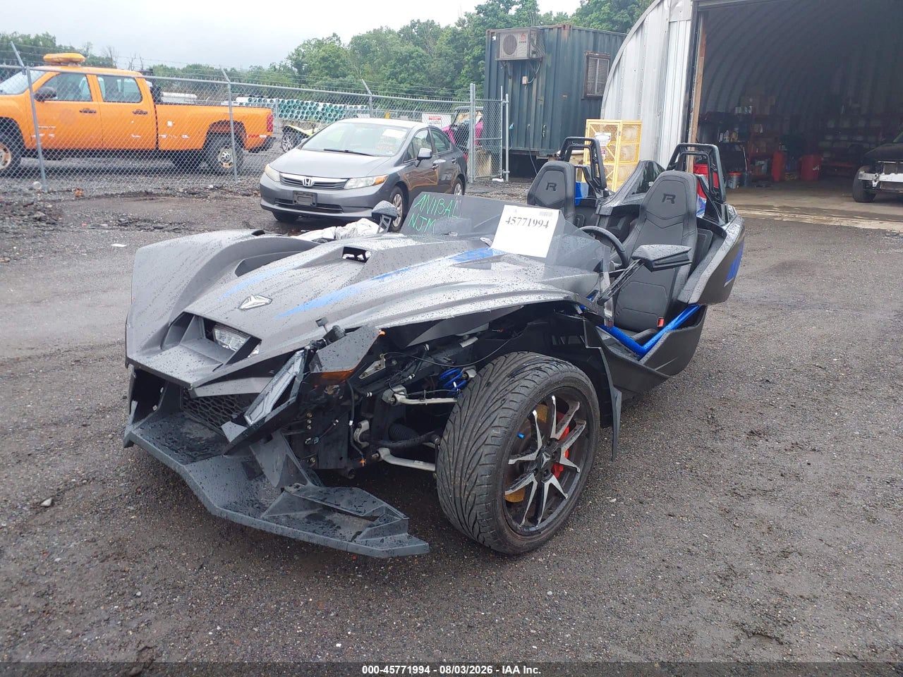 2023 POLARIS SLINGSHOT R · 2/11
