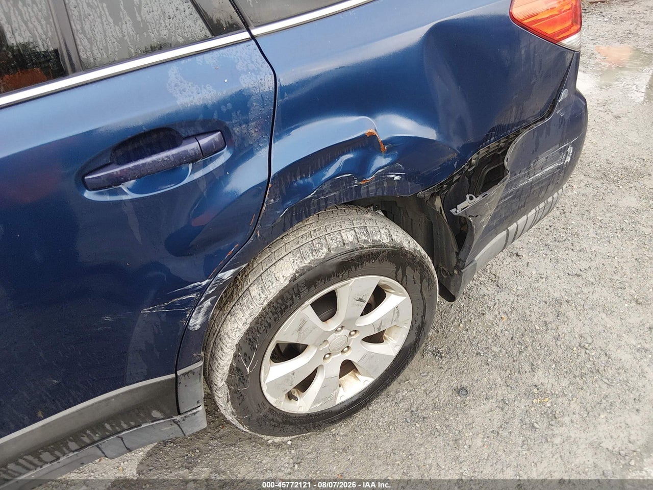 2011 SUBARU OUTBACK 2.5I PREMIUM · 6/11