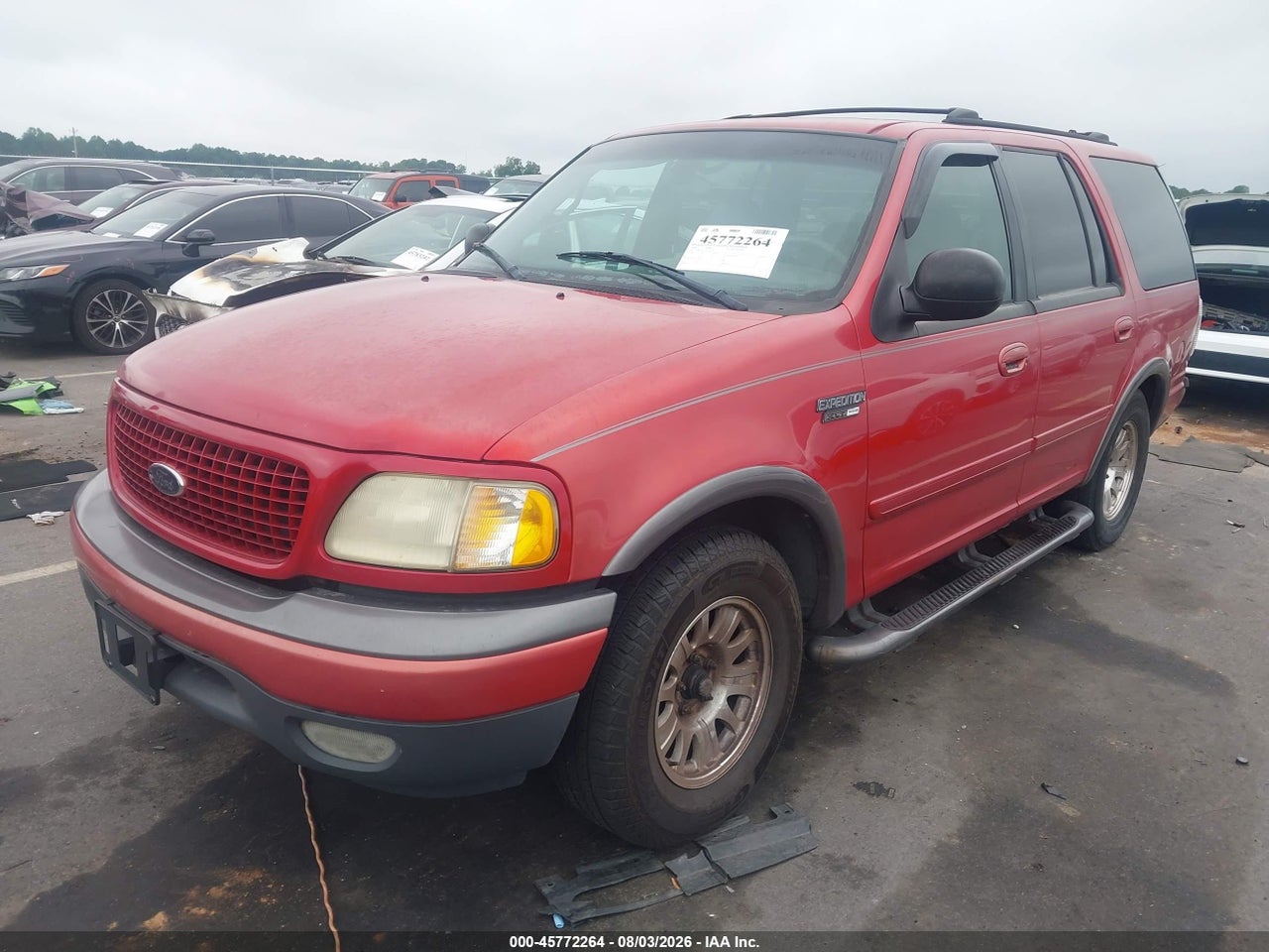 1FMRU15L2YL****** · 2000 FORD EXPEDITION XLT · 2/11