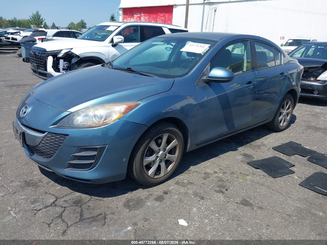2010 MAZDA MAZDA3 I TOURING · 2/11