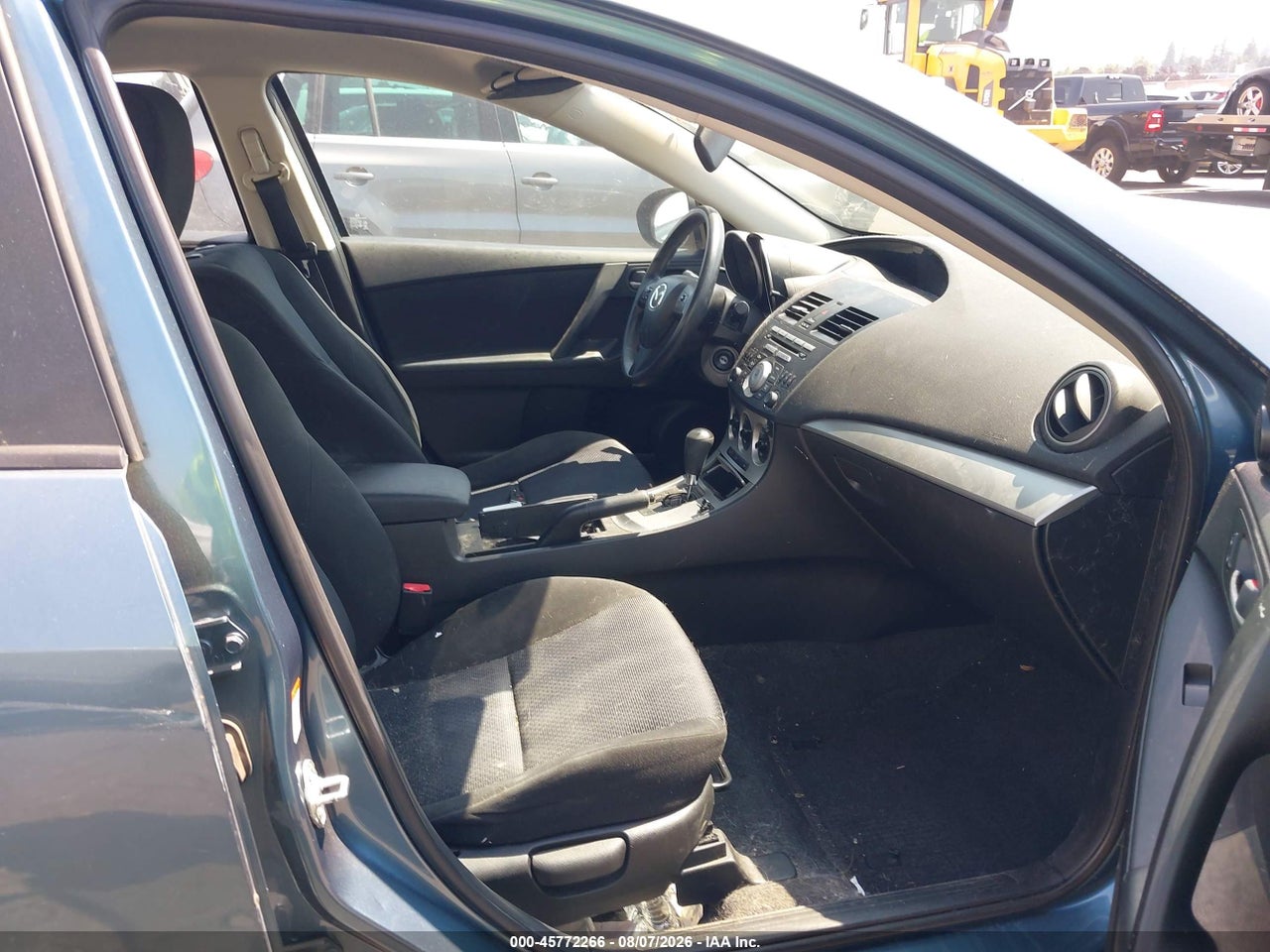 2010 MAZDA MAZDA3 I TOURING · 5/11