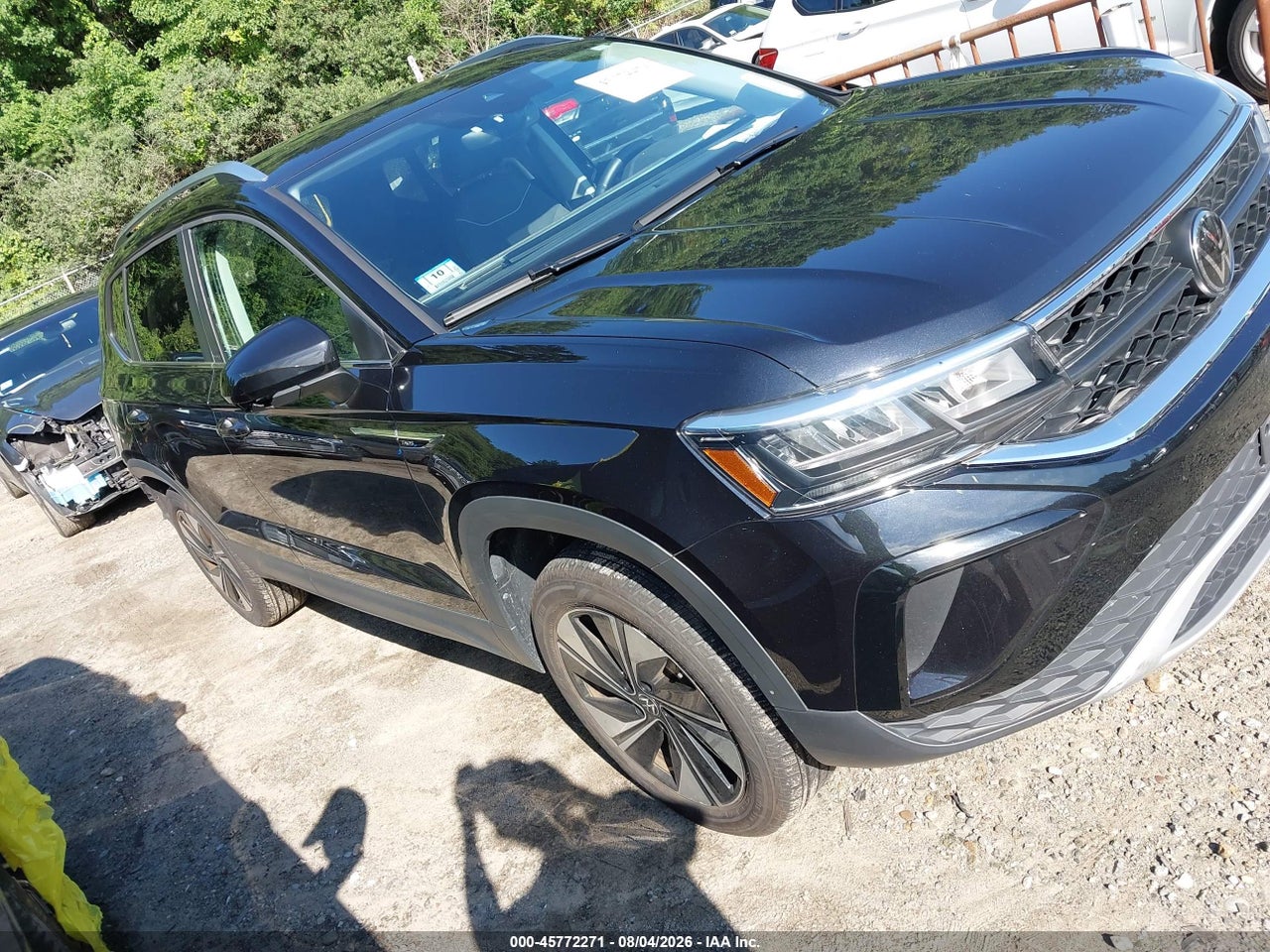 3VVUX7B23RM****** · 2024 VOLKSWAGEN TAOS 1.5T SE