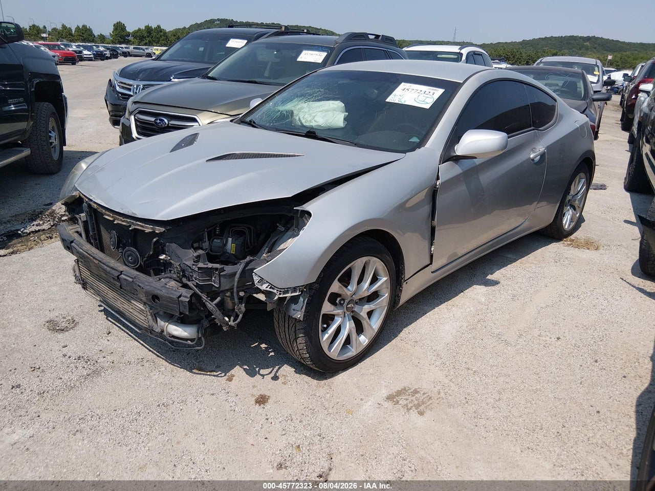2013 HYUNDAI GENESIS 2.0T · 2/11