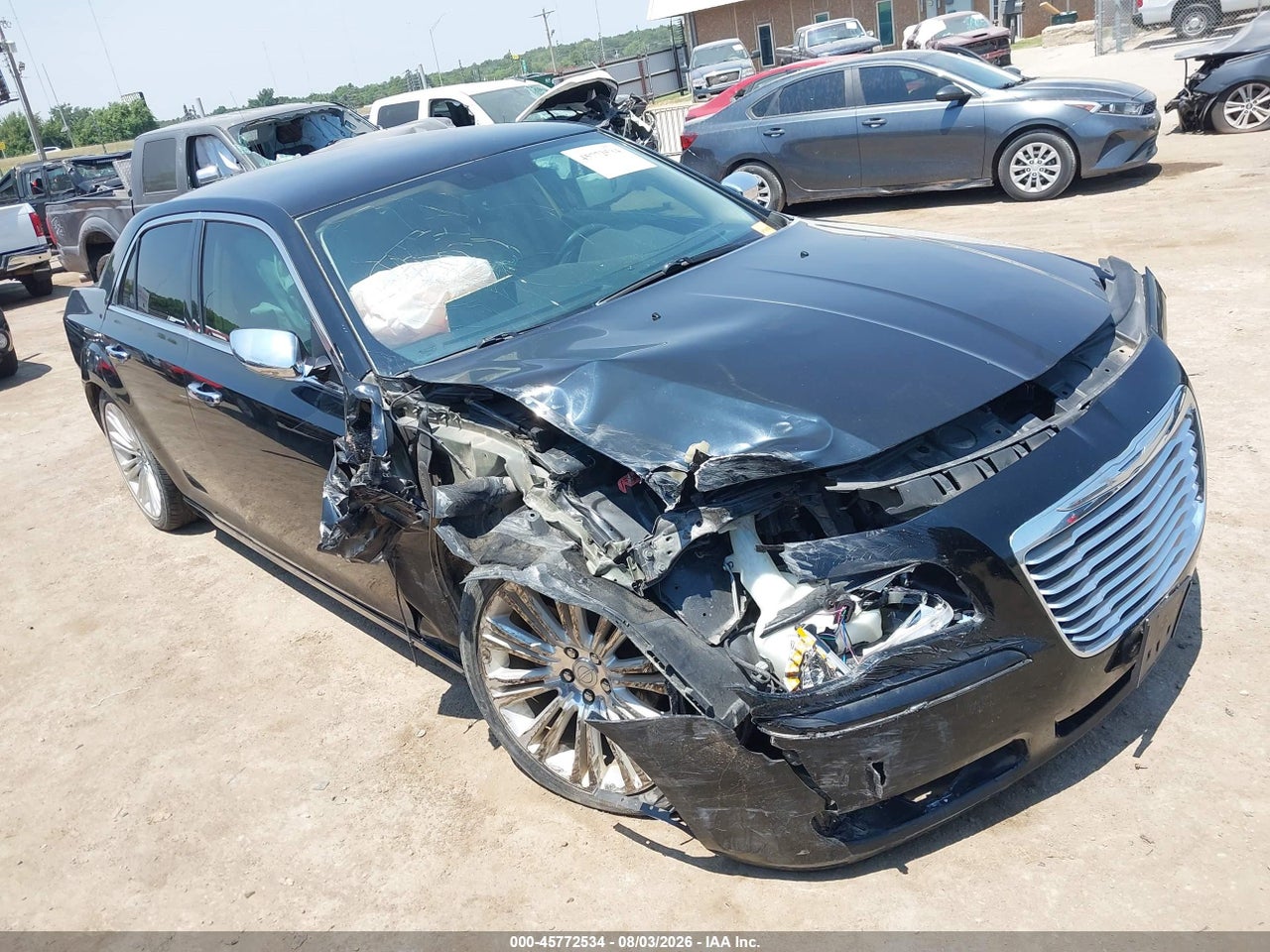 2C3CCACG7CH****** · 2012 CHRYSLER 300 LIMITED