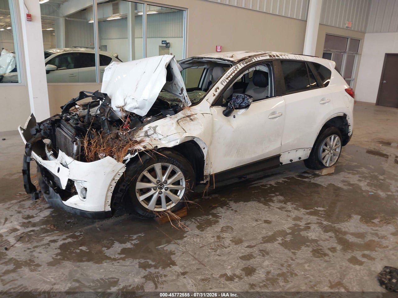 2013 MAZDA CX-5 TOURING · 2/10