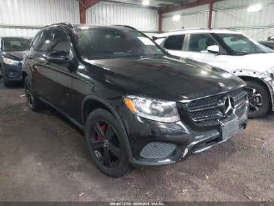 WDC0G4JB8KV****** · 2019 MERCEDES-BENZ GLC 300