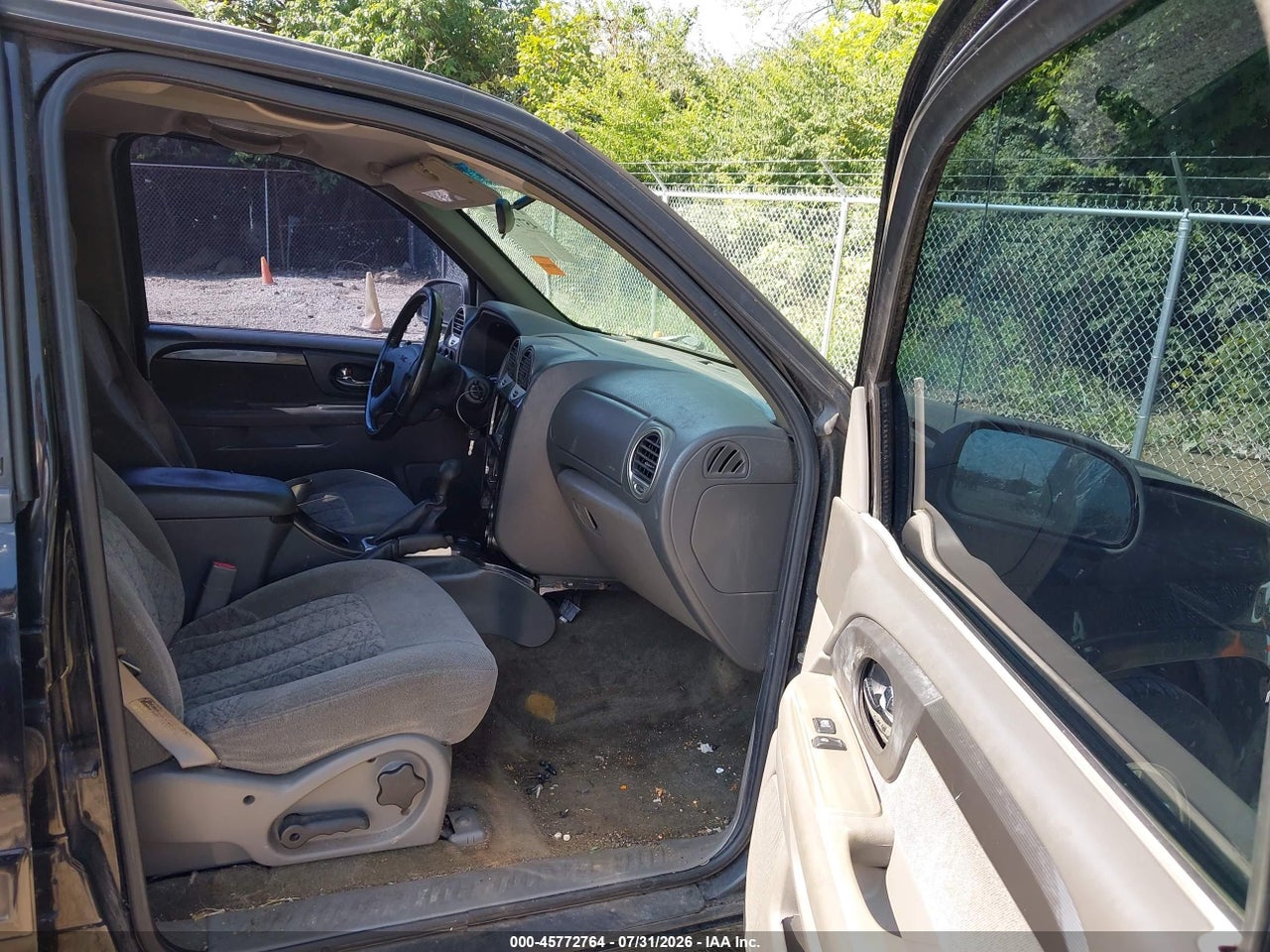 1GKDT13S632****** · 2003 GMC ENVOY SLE · 5/11