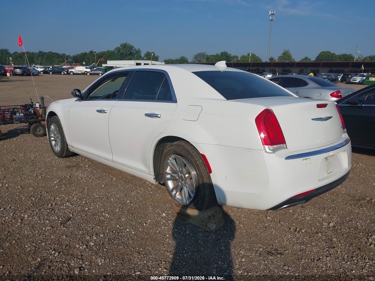 2C3CCAEG4GH****** · 2016 CHRYSLER 300C · 3/11