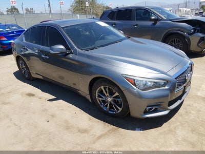 JN1EV7AP4HM****** · 2017 INFINITI Q50 3.0T SIGNATURE EDITION