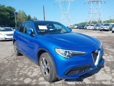 ZASFAKNN6J7****** · 2018 ALFA ROMEO STELVIO TI SPORT AWD