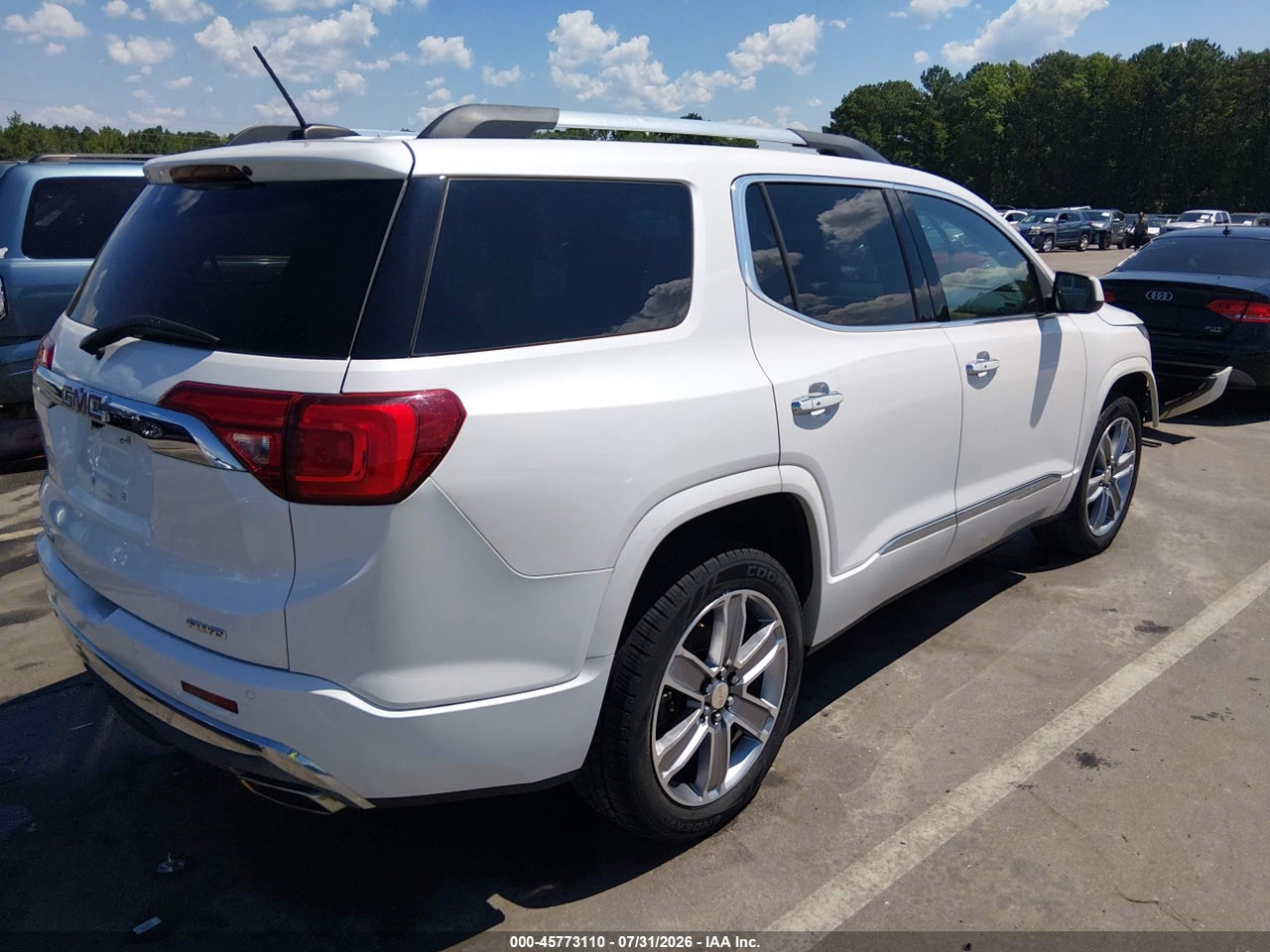 2017 GMC ACADIA DENALI · 4/11