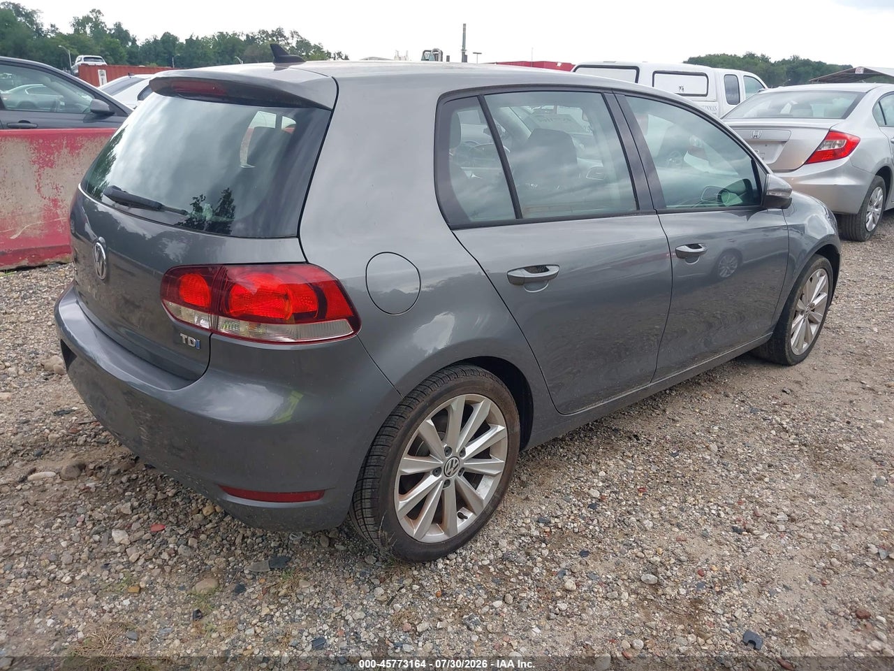 2014 VOLKSWAGEN GOLF 2.0L TDI · 4/11