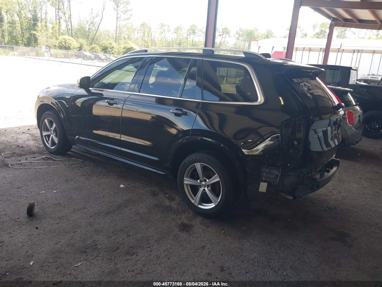 2017 VOLVO XC90 T5 MOMENTUM · 3/11