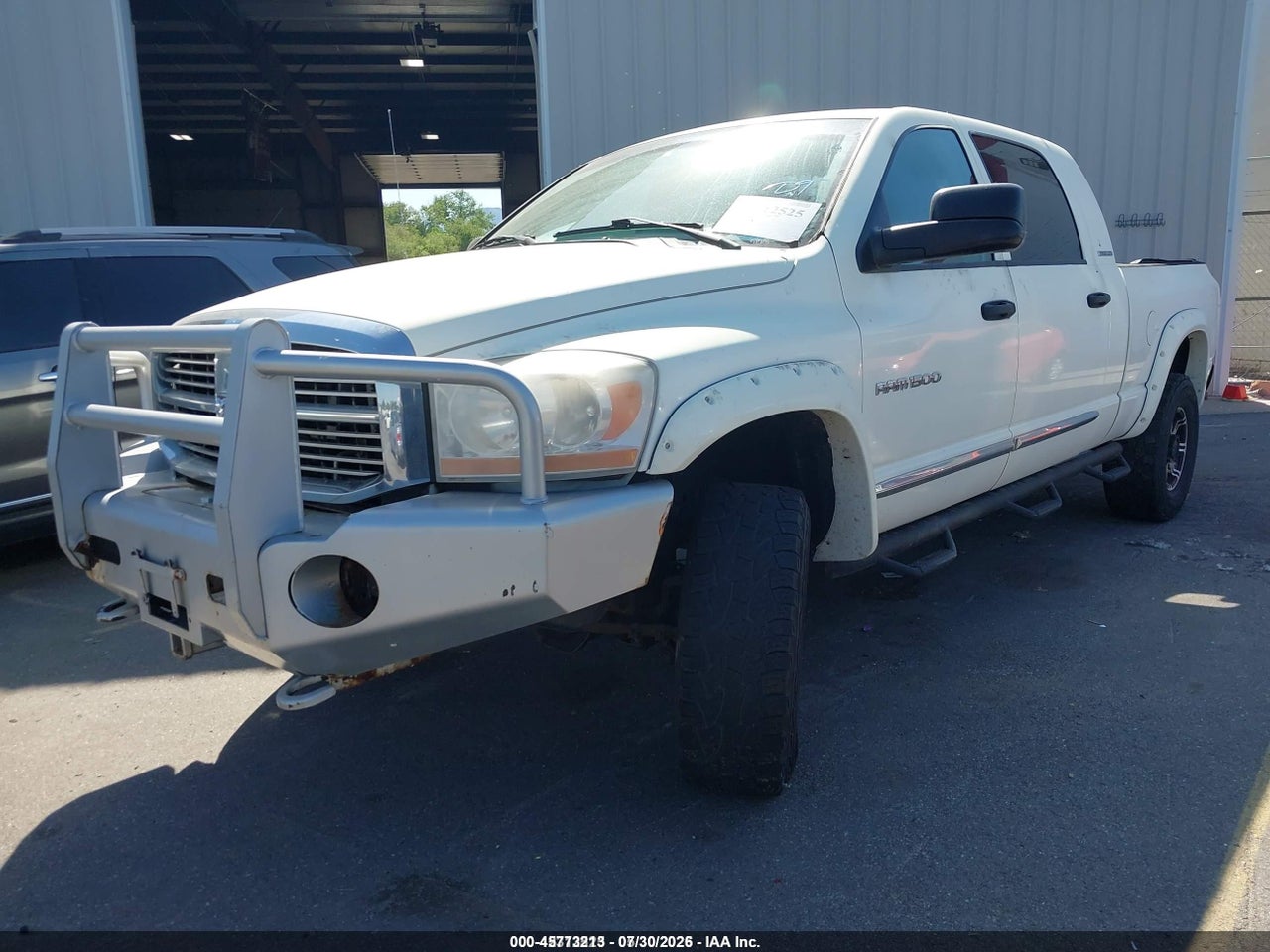 2006 DODGE RAM 1500 LARAMIE · 2/4