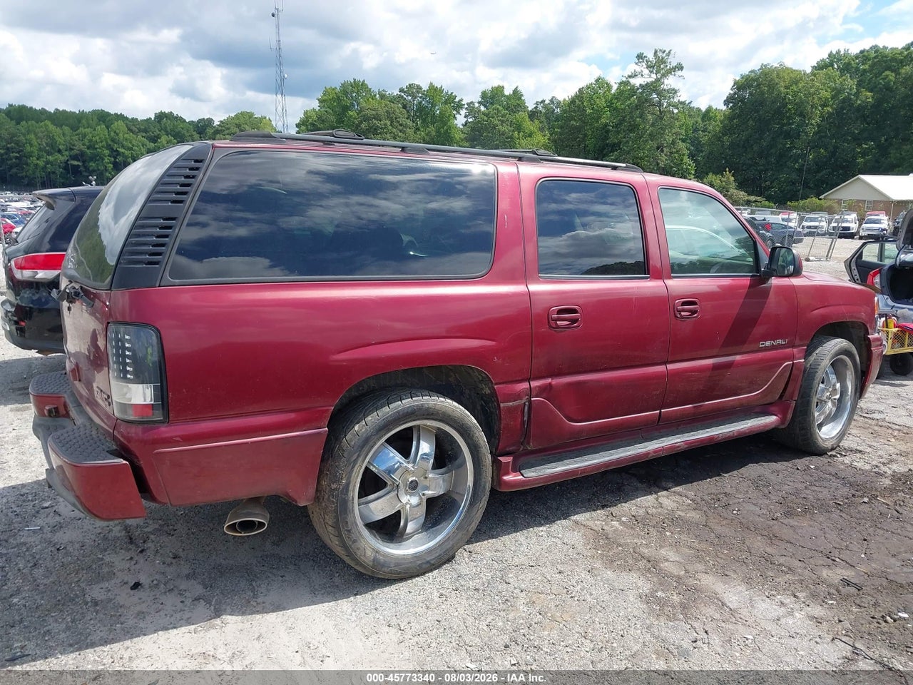 2001 GMC YUKON XL 1500 DENALI · 6/11