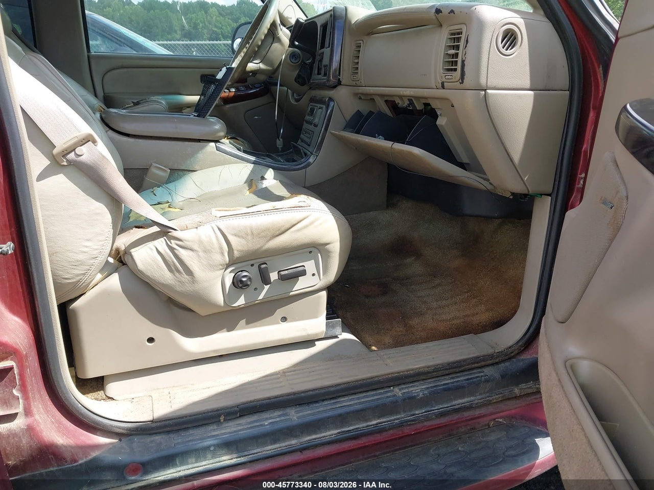 2001 GMC YUKON XL 1500 DENALI · 5/11