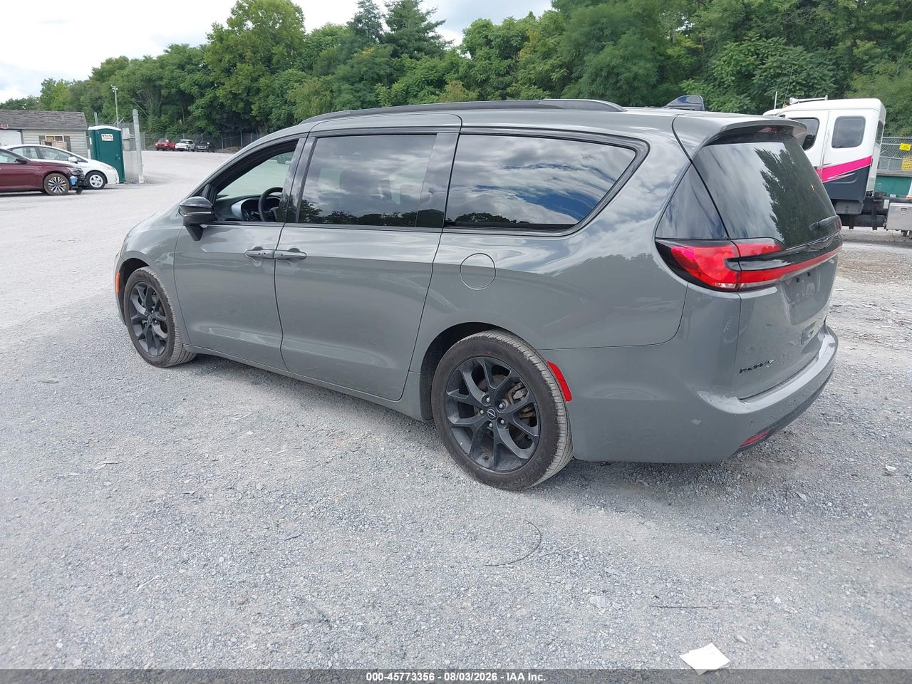 2025 CHRYSLER PACIFICA LIMITED · 3/11