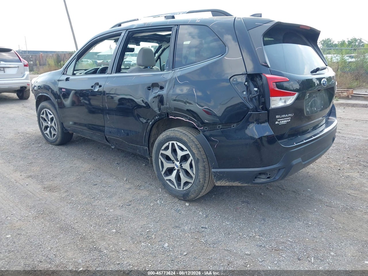 2020 SUBARU FORESTER PREMIUM · 3/11
