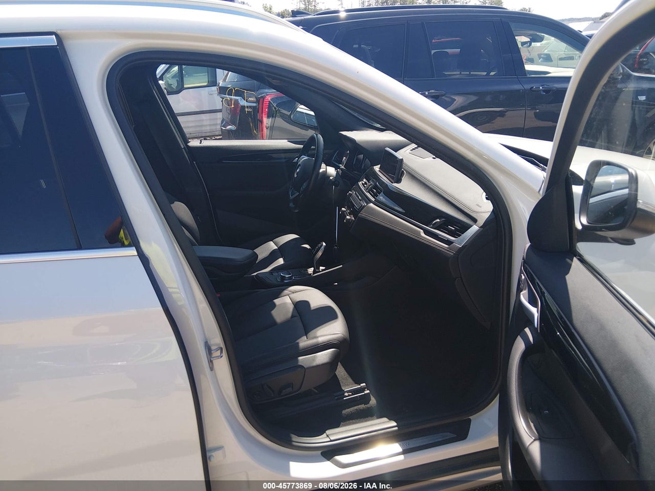 WBXJG9C0XN5****** · 2022 BMW X1 XDRIVE28I · 5/11