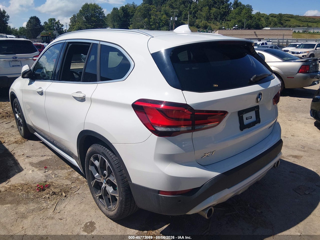 WBXJG9C0XN5****** · 2022 BMW X1 XDRIVE28I · 3/11