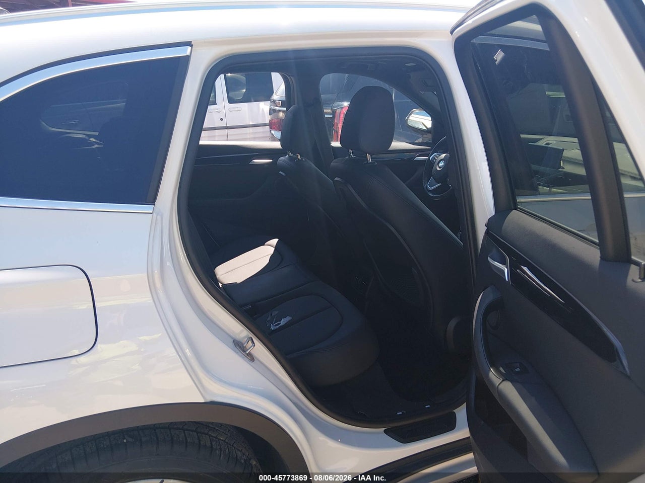 WBXJG9C0XN5****** · 2022 BMW X1 XDRIVE28I · 8/11