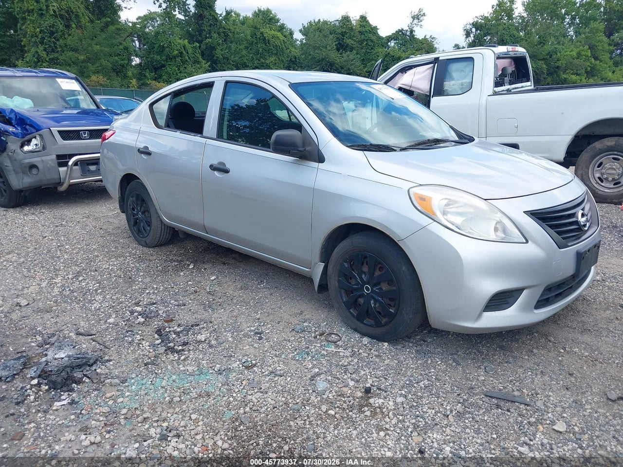 3N1CN7APXDL****** · 2013 NISSAN VERSA 1.6 S+