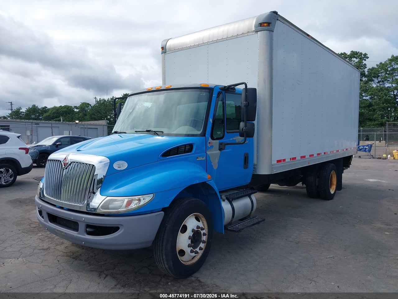 2013 INTERNATIONAL 4000 4300 · 2/11