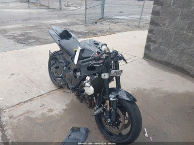JS1GR7KA372****** · 2007 SUZUKI GSX-R750