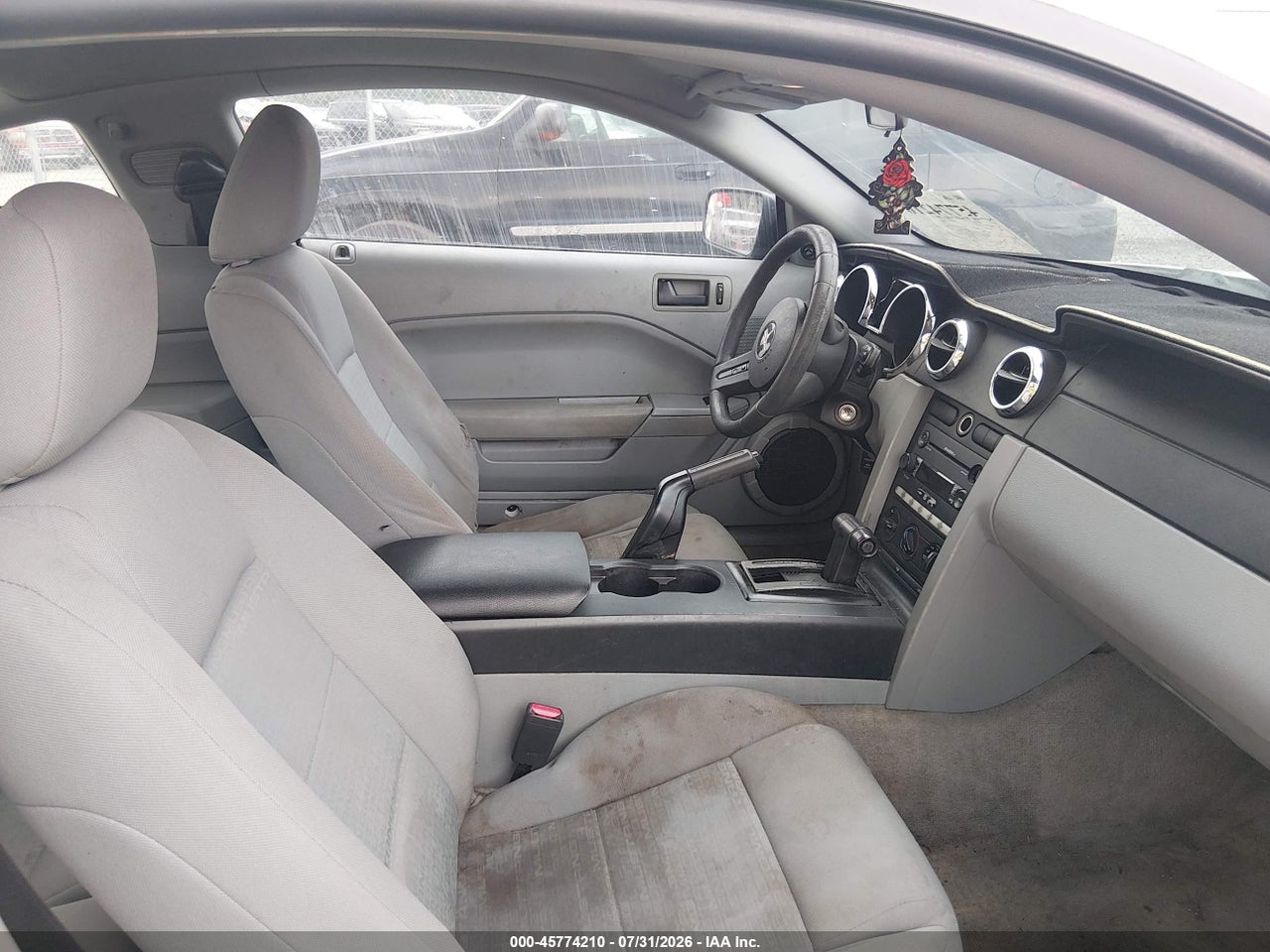 2007 FORD MUSTANG V6 DELUXE/V6 PREMIUM · 5/11