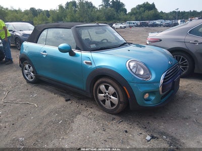 WMWWG5C53J3****** · 2018 MINI CONVERTIBLE COOPER