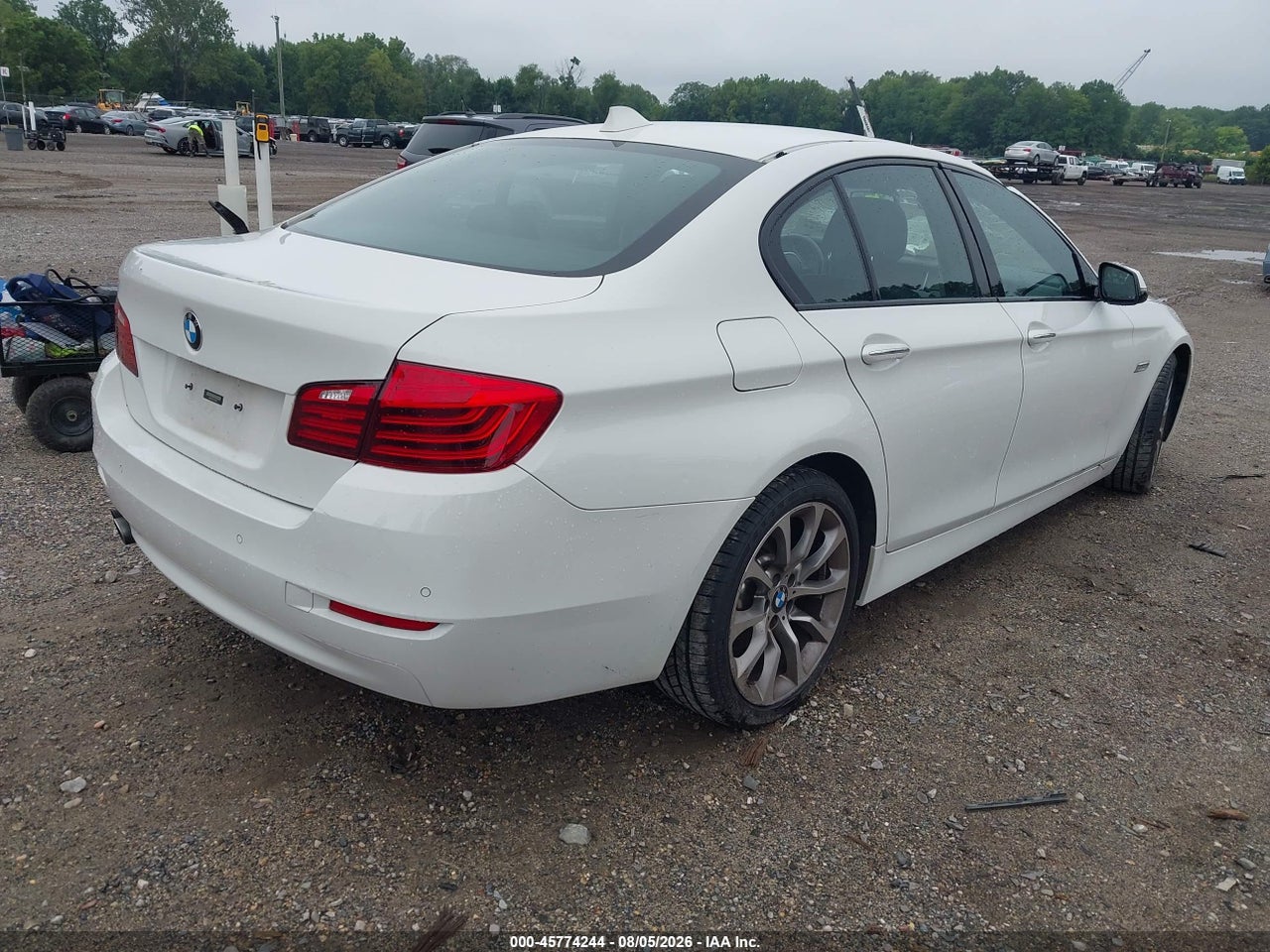 2016 BMW 528I XDRIVE · 4/11