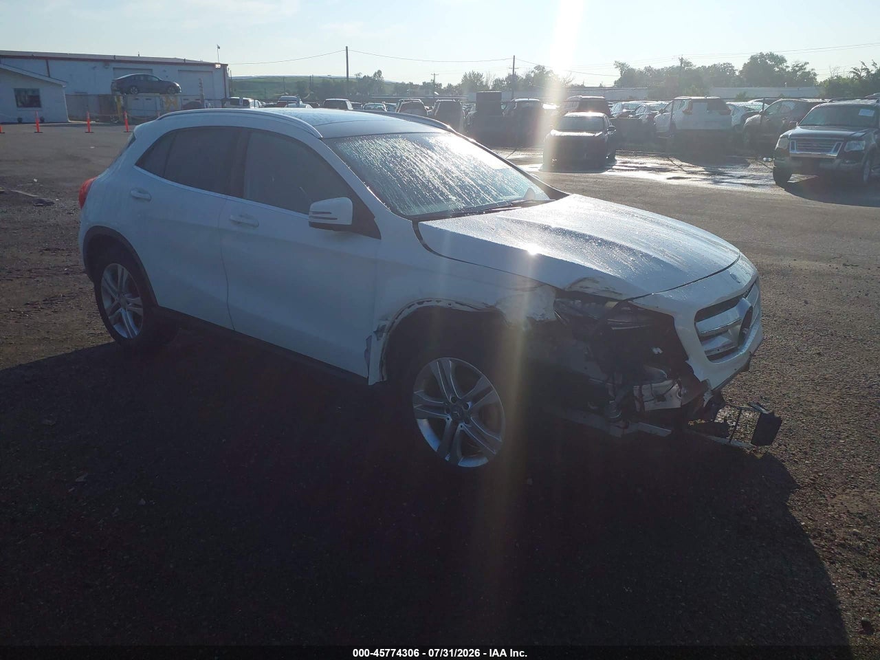 WDCTG4GBXFJ****** · 2015 MERCEDES-BENZ GLA 250 4MATIC