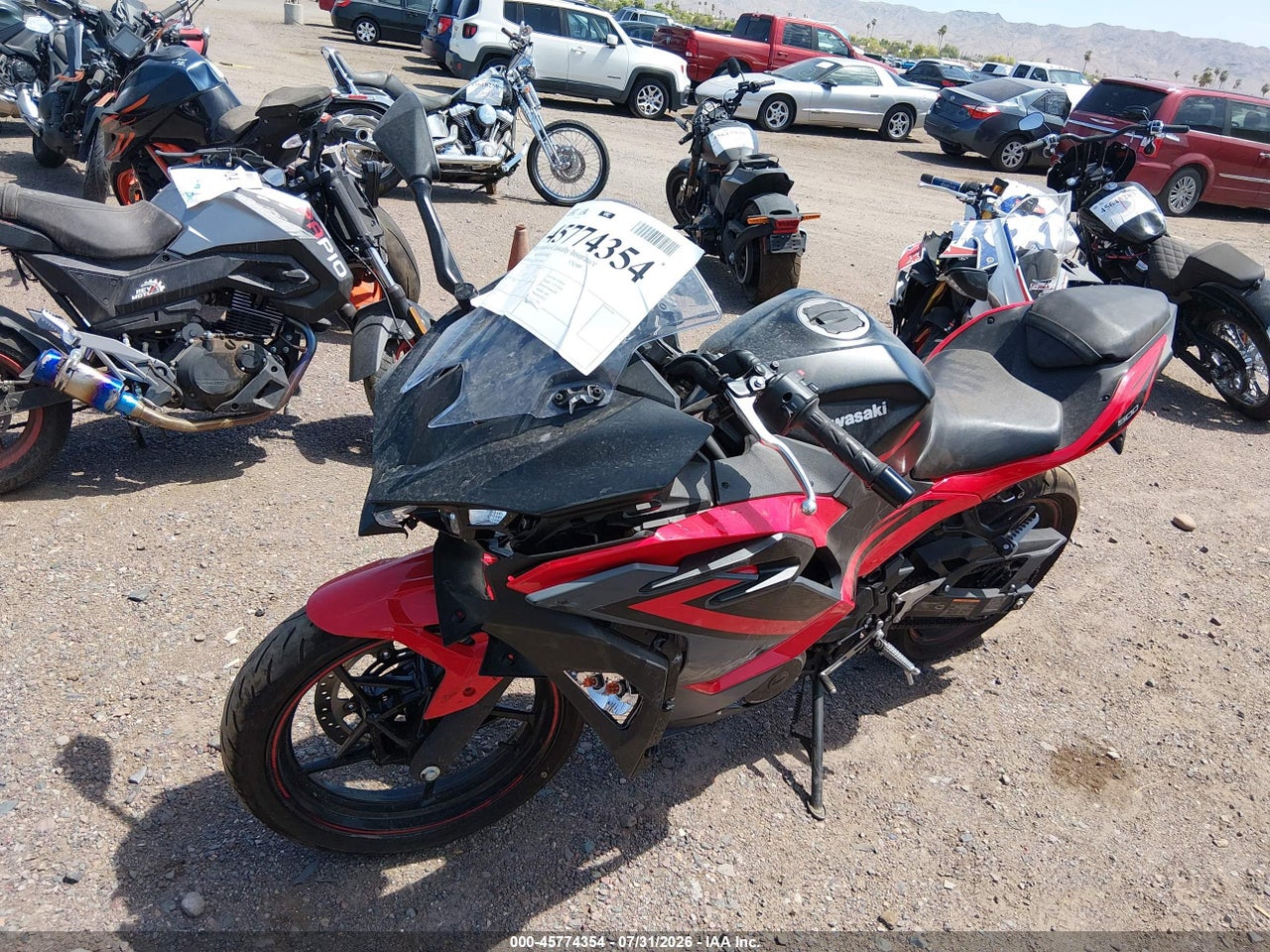 2025 KAWASAKI EX500 · 2/11