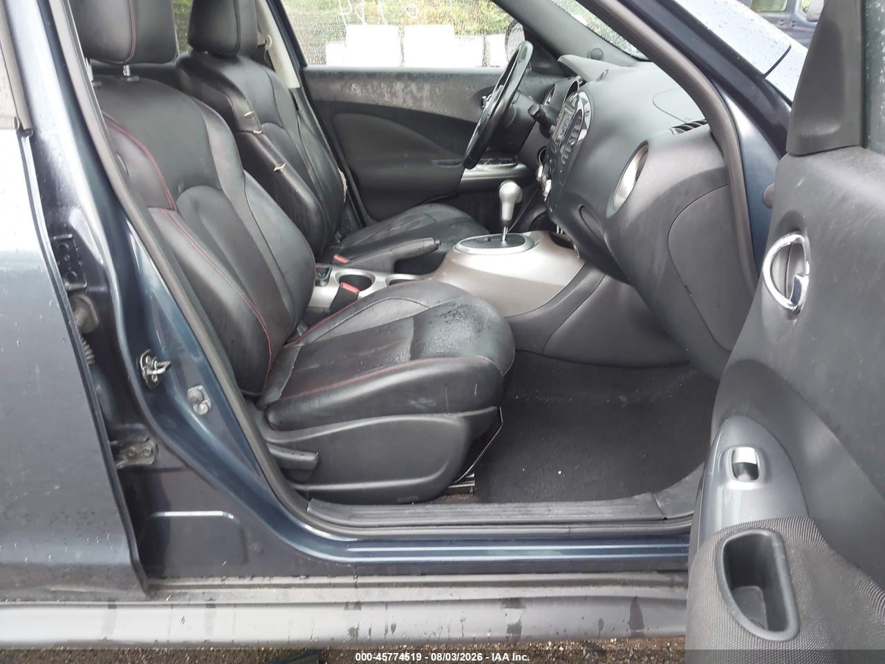 2011 NISSAN JUKE SL · 5/11
