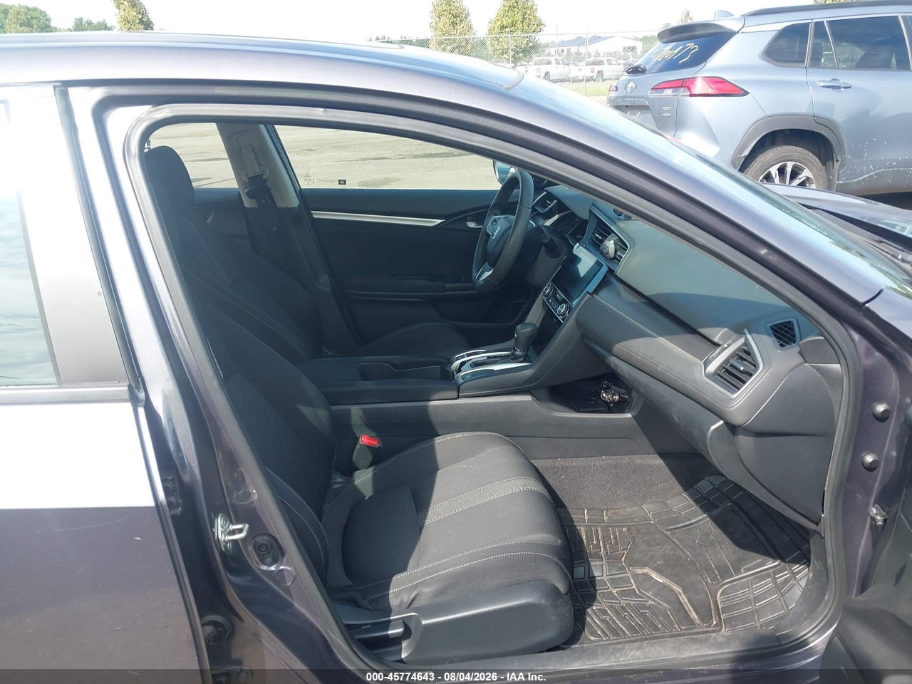 19XFC2F88HE****** · 2017 HONDA CIVIC EX · 5/11