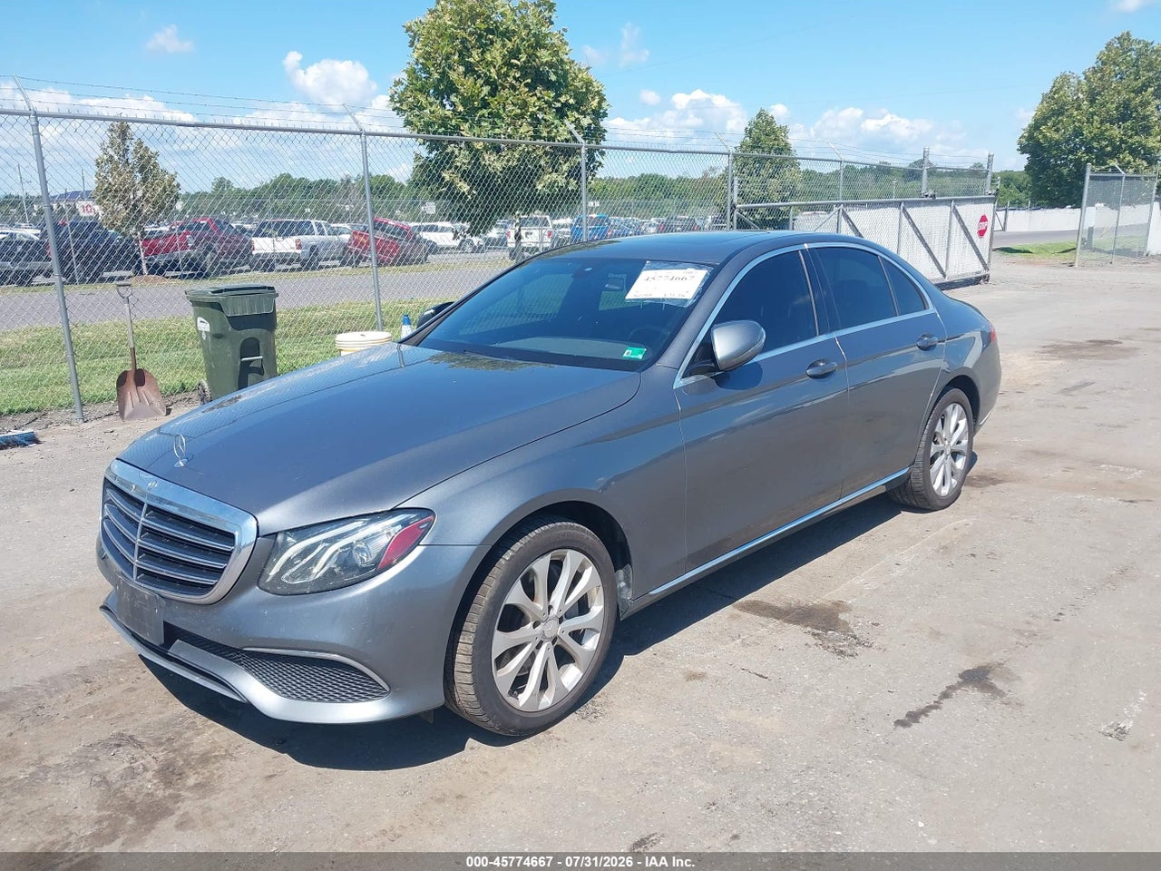 2017 MERCEDES-BENZ E 300 4MATIC · 2/11