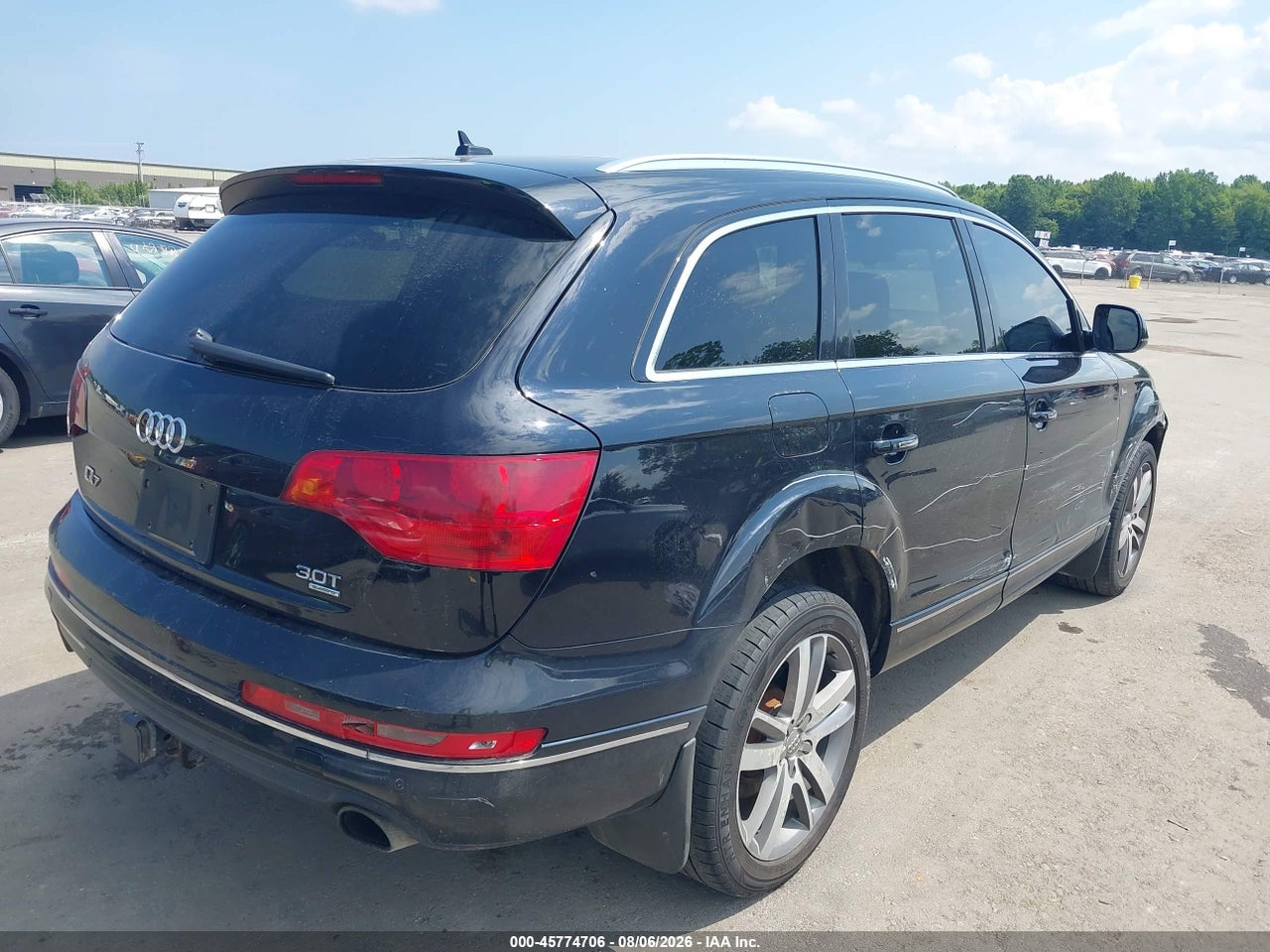 WA1LGAFEXED****** · 2014 AUDI Q7 3.0T PREMIUM · 4/11