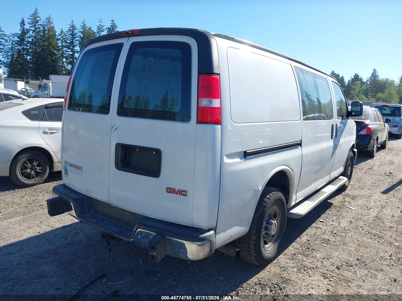 2017 GMC SAVANA 2500 WORK VAN · 4/11