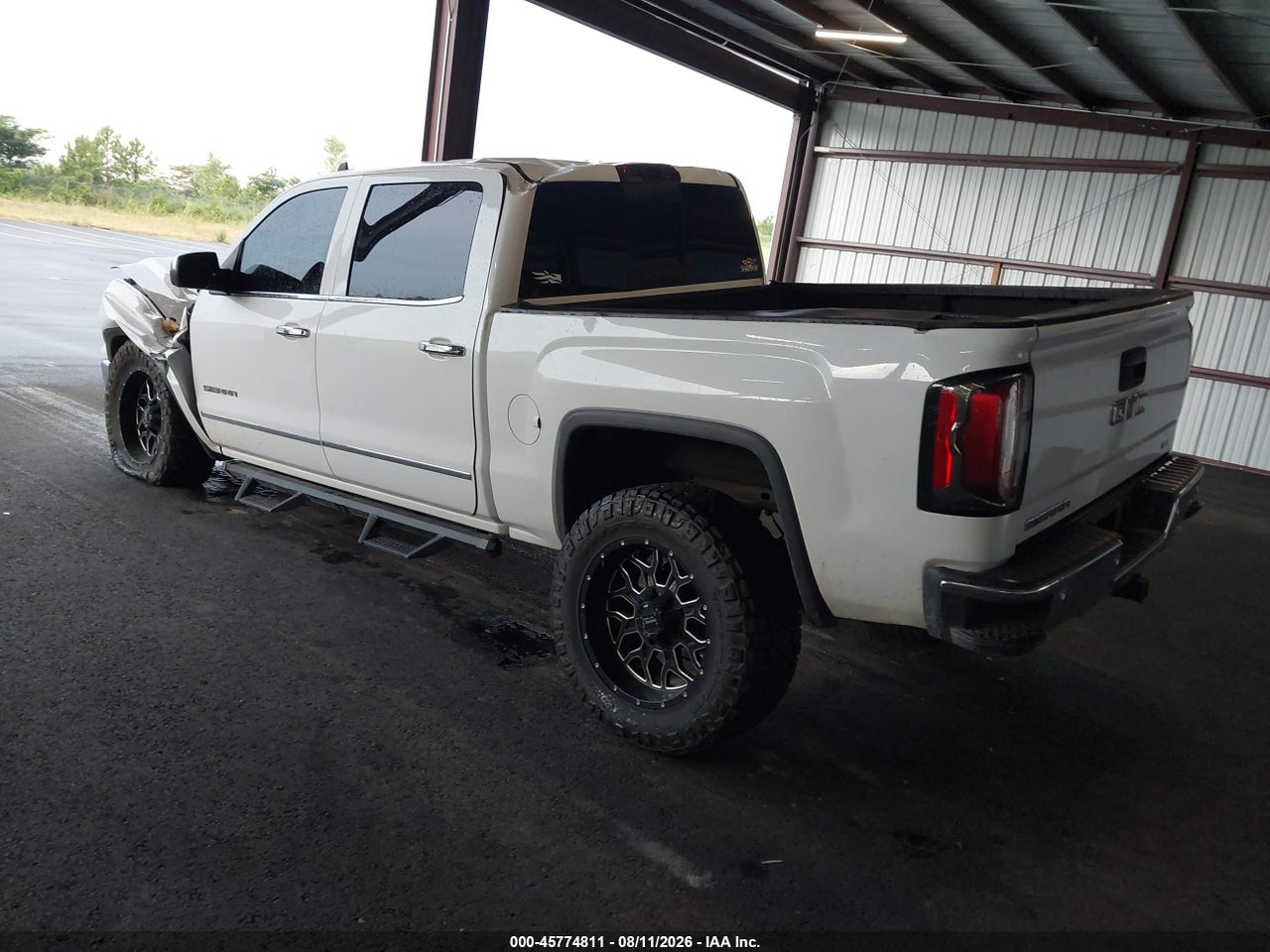 2017 GMC SIERRA 1500 SLT · 3/11