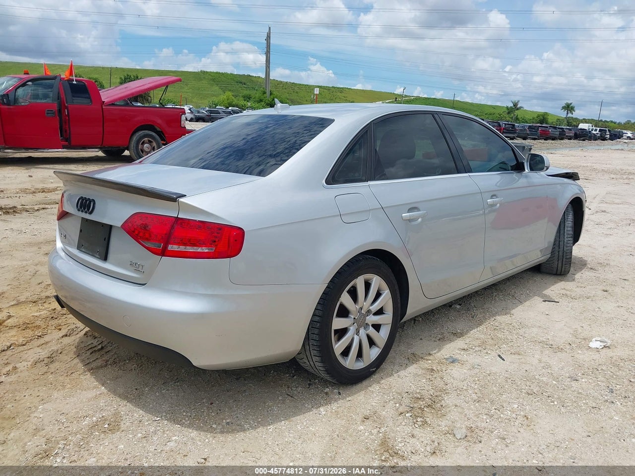 2011 AUDI A4 2.0T PREMIUM · 4/11