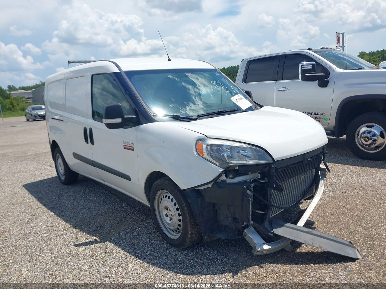 ZFBERFAB5J6****** · 2018 RAM PROMASTER CITY TRADESMAN