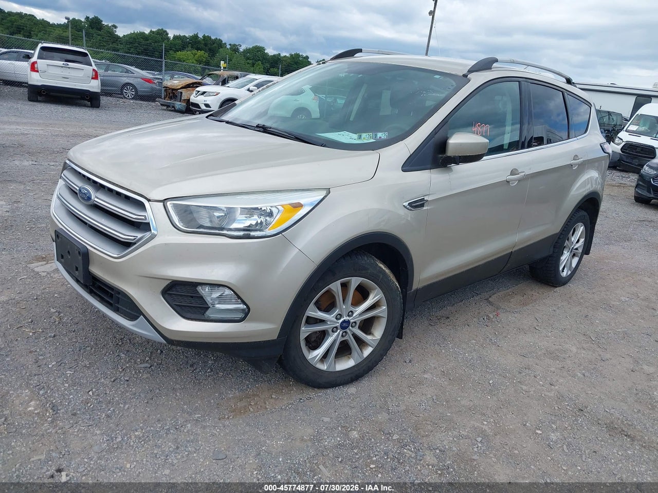 2017 FORD ESCAPE SE · 2/11
