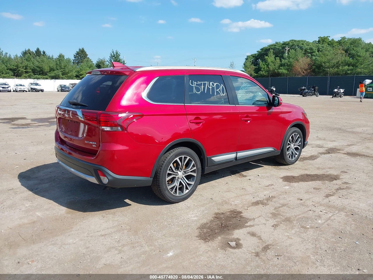 2017 MITSUBISHI OUTLANDER SE/SEL · 4/11