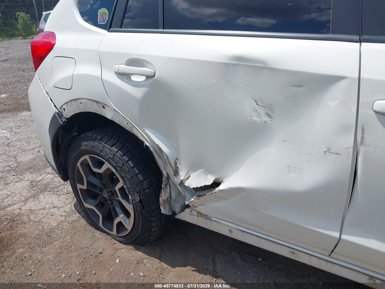 2015 SUBARU XV CROSSTREK 2.0I LIMITED · 6/10
