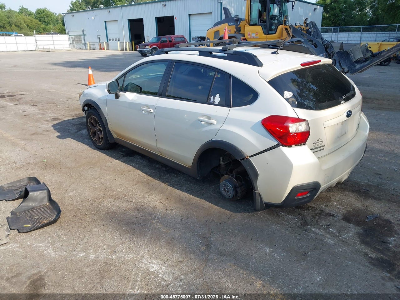 2013 SUBARU XV CROSSTREK 2.0I PREMIUM · 3/10