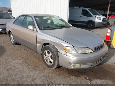 JT8BF28G9W5****** · 1998 LEXUS ES 300
