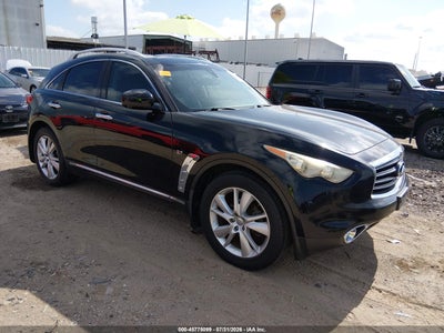 JN8CS1MU4GM****** · 2016 INFINITI QX70